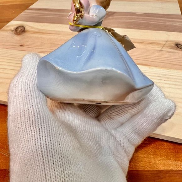 Vintage Josef Originals Special Occasions Series "The New Baby" Ceramic Figurine - Picture 5 of 10